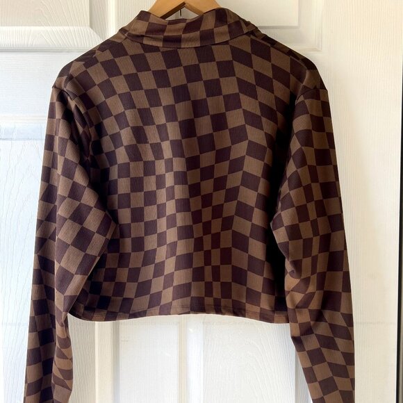 EUC H&M Zip Front Top in Brown Checkered - Picture 2 of 5